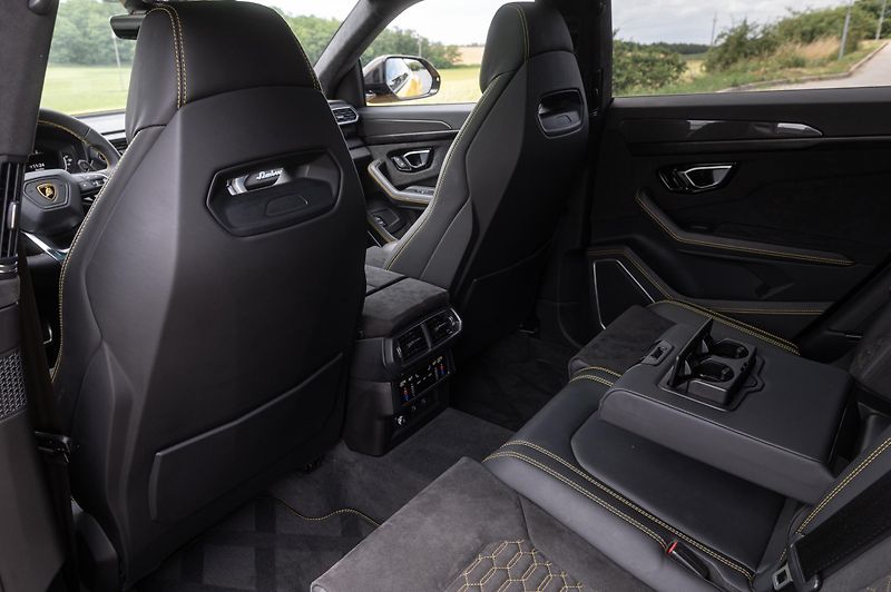 Lamborghini Urus (2022) Carbon 478kW PPF Záruka  - fotka 27 z 35