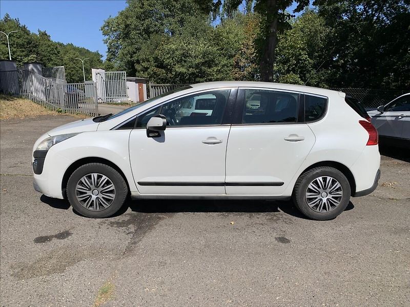 Peugeot 3008 1,6 HDI AUTOMAT - fotka 8 z 17