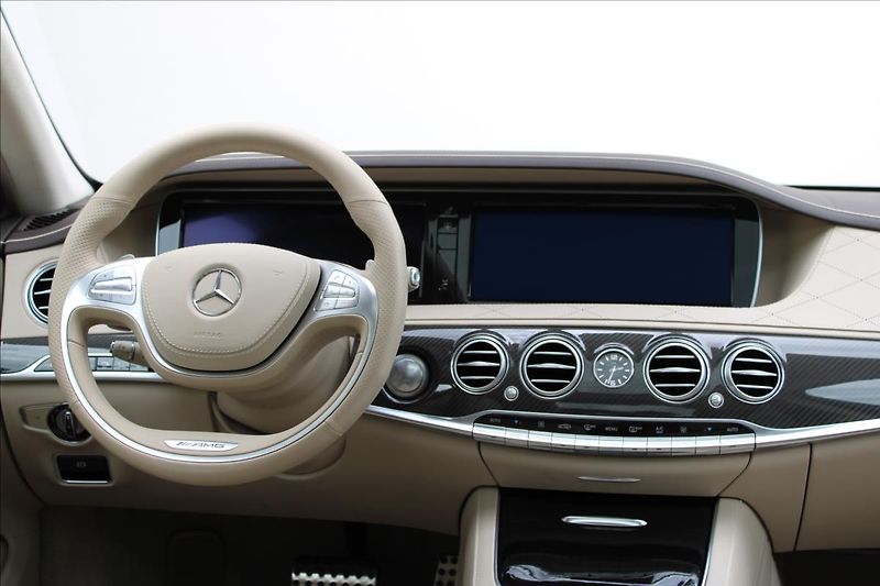 Mercedes-Benz Třídy S S 63 AMG/25.200km/TOP/CZ - fotka 23 z 46