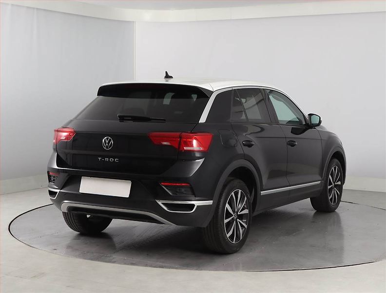 Volkswagen T-Roc (2021) Style 2.0 TDI, Serv.kniha - fotka 5 z 22