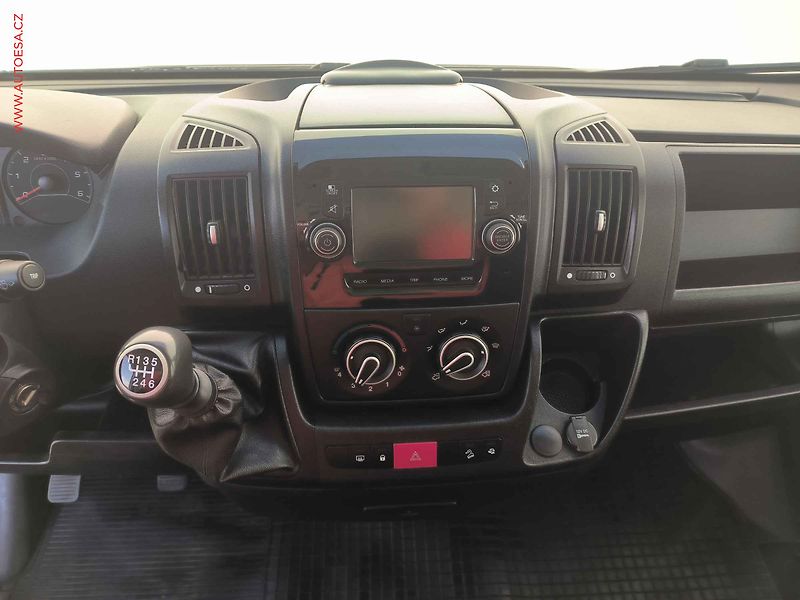 Citroën Jumper (2020) 2.2HDi L2H1, 1.maj, AC, 103kW - fotka 12 z 20