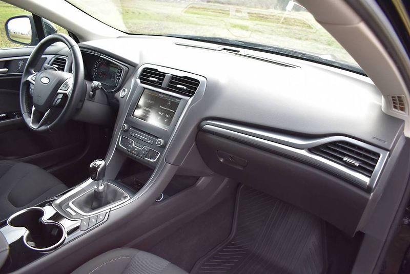 Ford Mondeo 2,0 TDCI TITANIUM,1M,TOP,AKCE - fotka 12 z 17