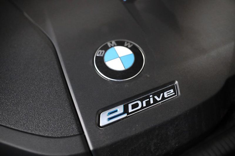BMW X5 xDrive 45e - fotka 12 z 35
