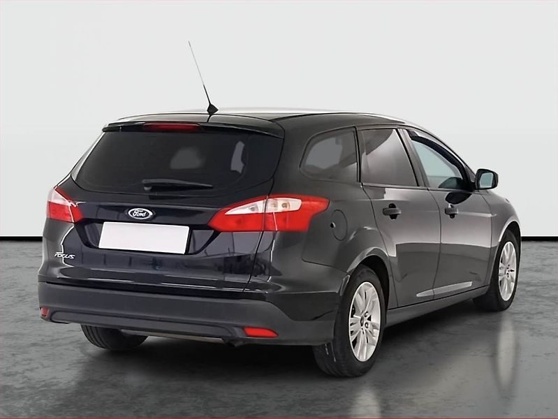 Ford Focus (2014) 1.6 i, Serv.kniha, Tempomat - fotka 5 z 20