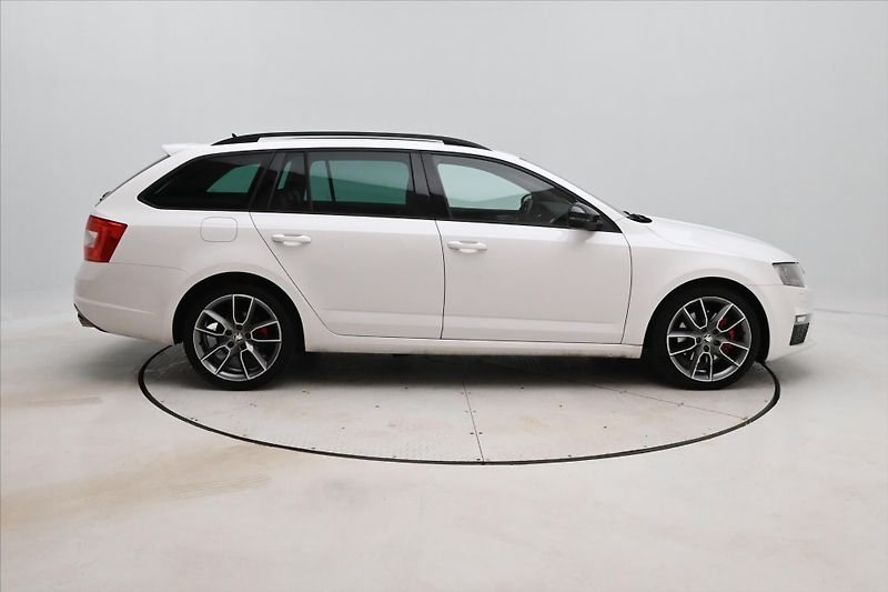 Škoda Octavia 2,0 TDI 135kW RS Záruka až 5 l - fotka 4 z 30