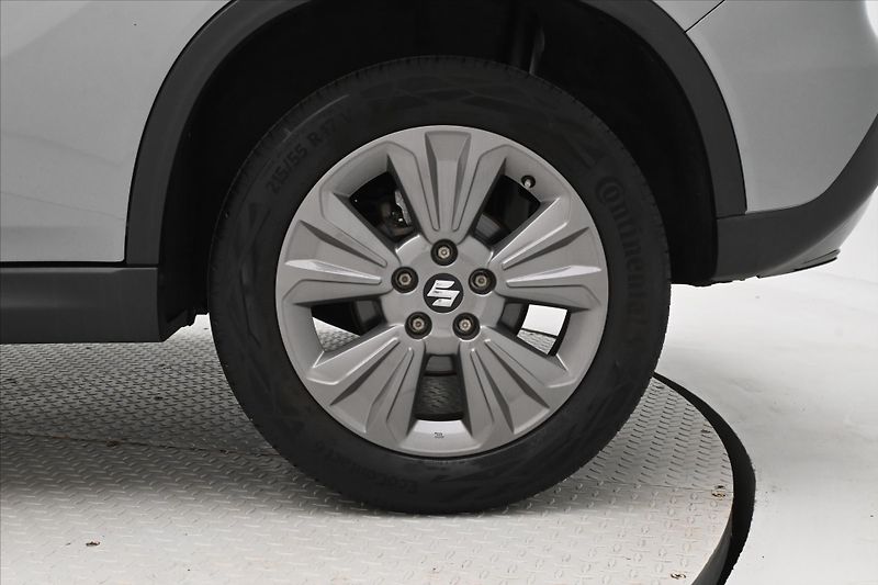 Suzuki Vitara 1,4 HYBRID 95kW Active Záruka - fotka 29 z 29