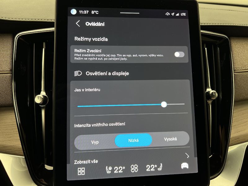 Volvo XC90 T8 AWD RECHARGE ULTRA BRIGHT - fotka 46 z 57