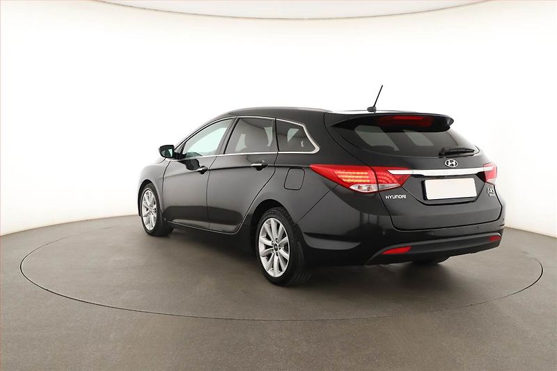 Hyundai i40 (2013) 1.7 CRDi, Serv.kniha, Navi - fotka 4 z 17