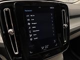 Volvo XC40 T3 MOMENTUM REZERVACE - náhled 35
