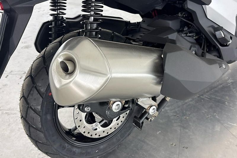 BMW C 400 X - fotka 6 z 13