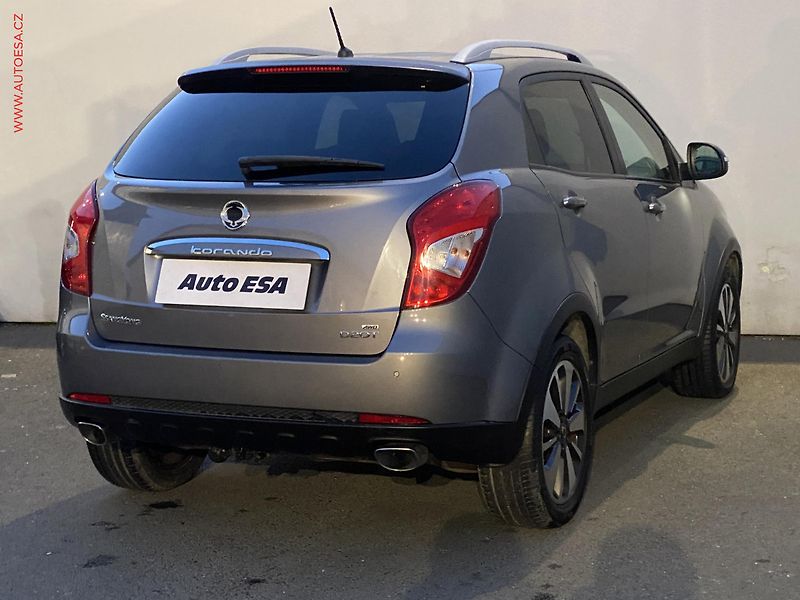 SsangYong Korando (2015) 2.0 e-XDi AWD, AC, TZ, park - fotka 4 z 17