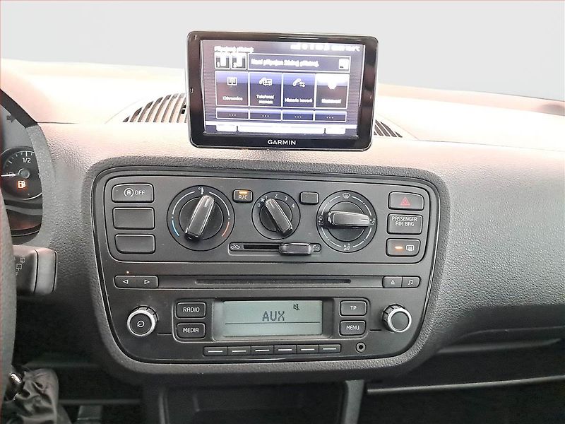 Škoda Citigo (2015) 1.0 MPI, Navi, Park. senzory - fotka 12 z 16