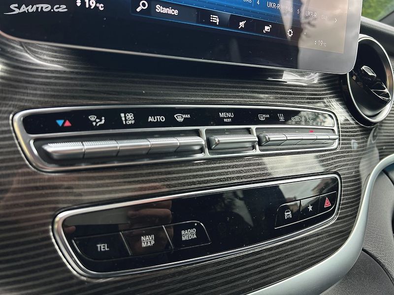 Mercedes-Benz Třídy V 4matic 1.maj ČR odpočet DPH - fotka 24 z 36