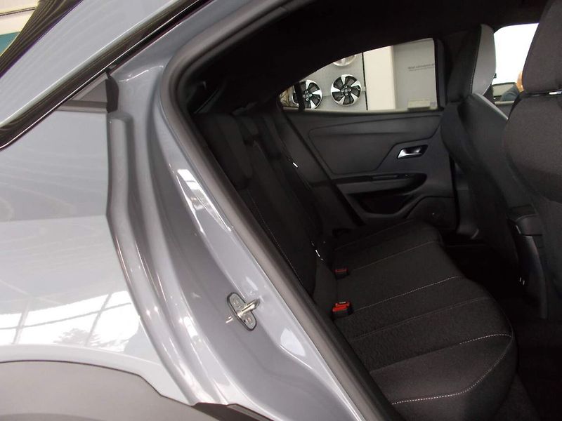 Opel Mokka (2026) Edition 1.2 TURBO (100 kW/136 - fotka 9 z 23