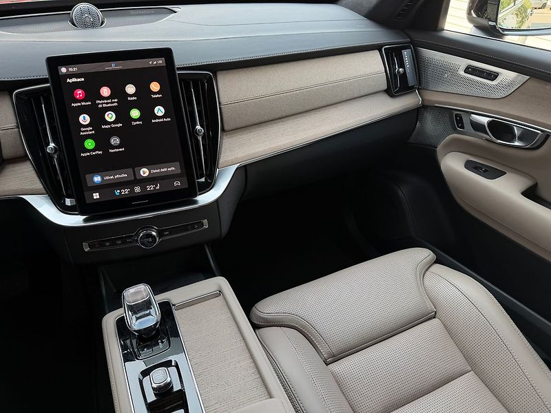 Volvo XC90 ULTRA T8, VZDUCH, B&W, VENTILA - fotka 25 z 26
