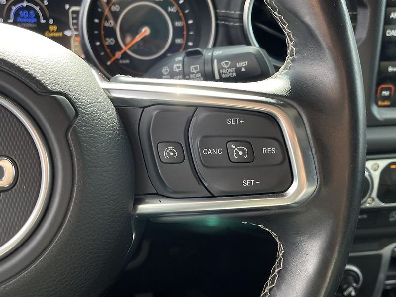 Jeep Wrangler 2.2CRD, ČR, Overland, 4x4 - fotka 23 z 38