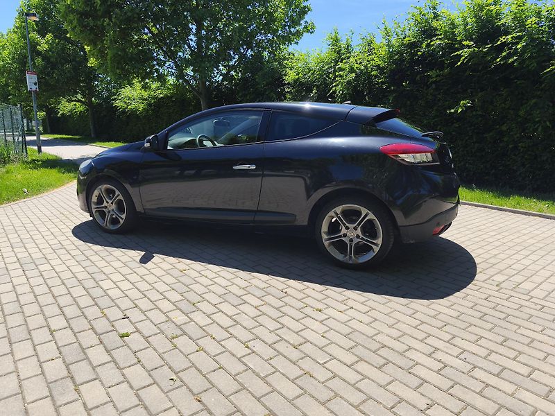 Renault Mégane 1.4 Tce 130 ps kupé - fotka 5 z 25