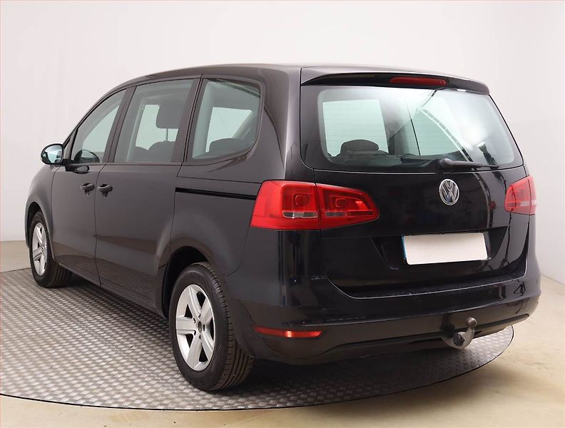 Volkswagen Sharan (2011) 2.0 TDI, Serv.kniha, Kůže - fotka 4 z 20