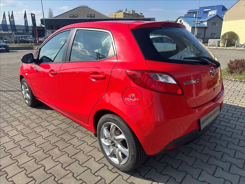 Mazda 2 1,4 i MT - fotka 3 z 19