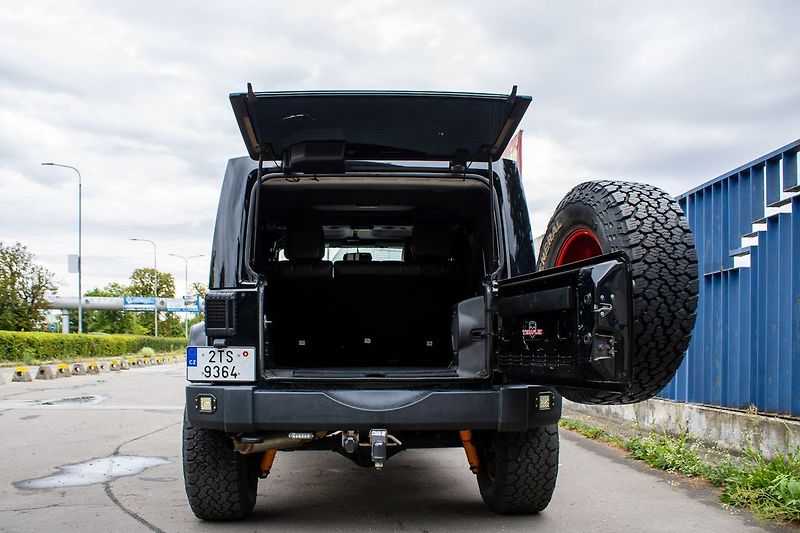 Jeep Wrangler - fotka 20 z 22