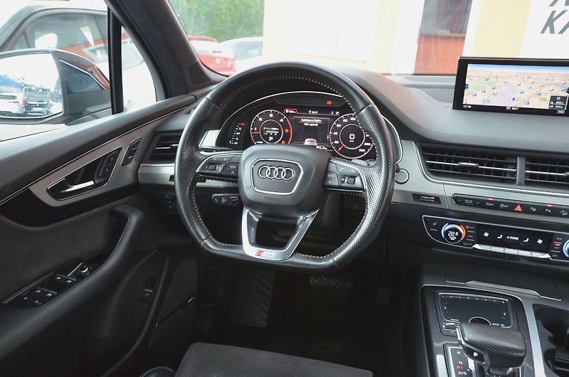 Audi Q7 (2015) 3.0 TDi Quattro S-LINE / ČR - fotka 24 z 47