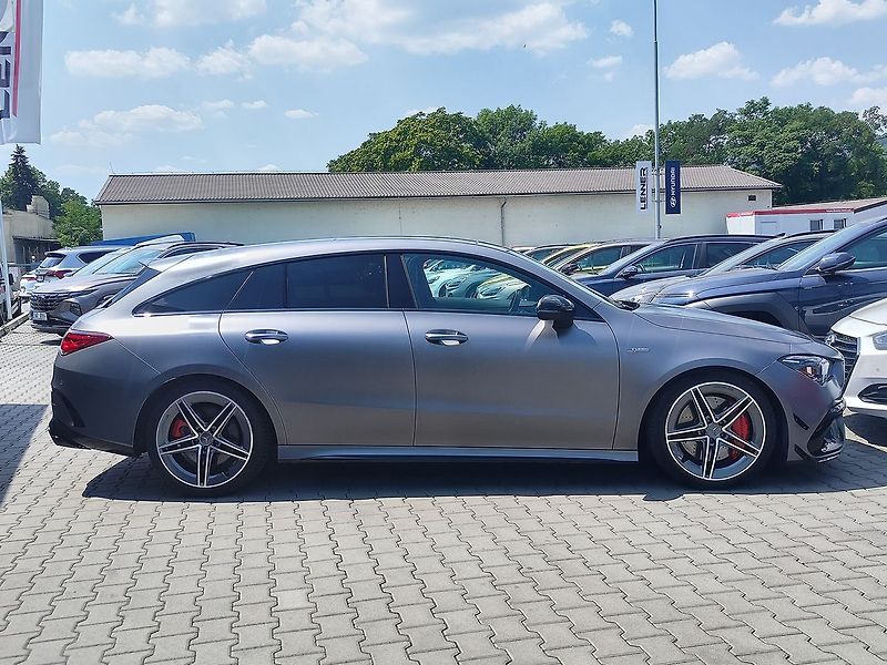 Mercedes-Benz CLA AMG 45S 4Matic Shooting Brake - fotka 4 z 38