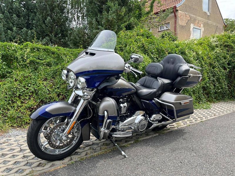 Harley-Davidson FLHTKSE ULTRA LIMITED CVO (2017) AKČNÍ CENA - fotka 4 z 15
