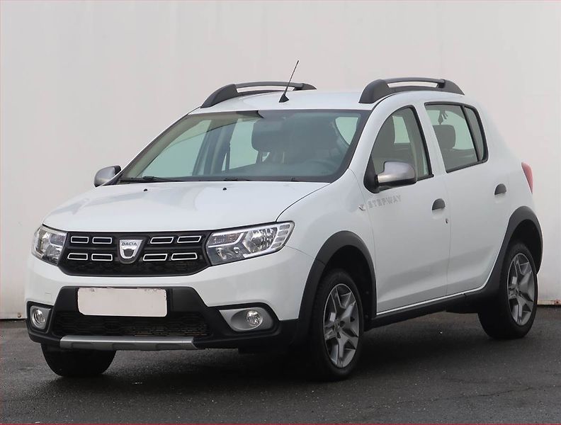 Dacia Sandero (2021) Stepway 1.0 SCe, ČR,1.maj - fotka 2 z 15