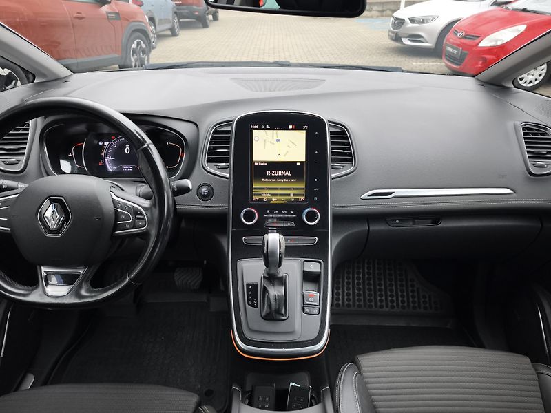 Renault Scénic 2018 1.6 dCi 118kW EDC BOSE - fotka 11 z 33