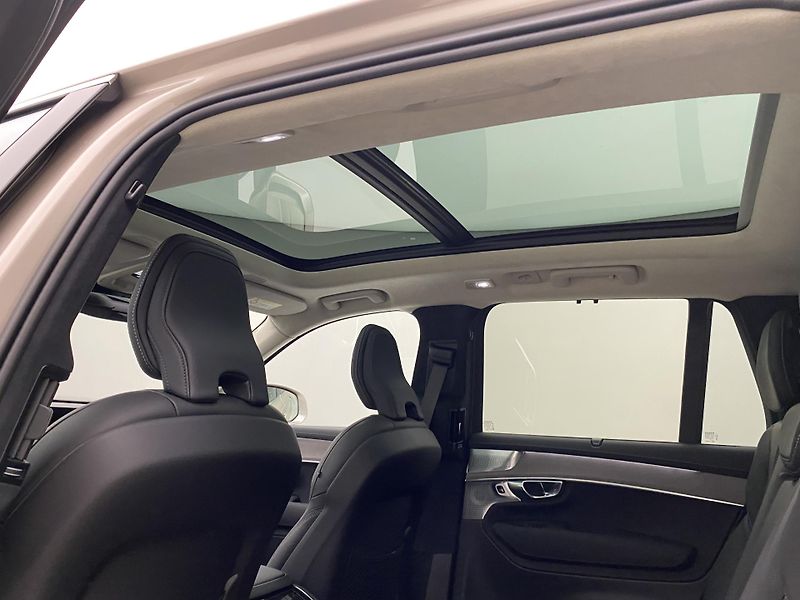 Volvo XC90 (2026) T8 AWD Plug-in BRIGHT ULTRA - fotka 21 z 76