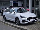 Hyundai i30 1.5i Comfort, serv.kn., 1.maj. - náhled 7