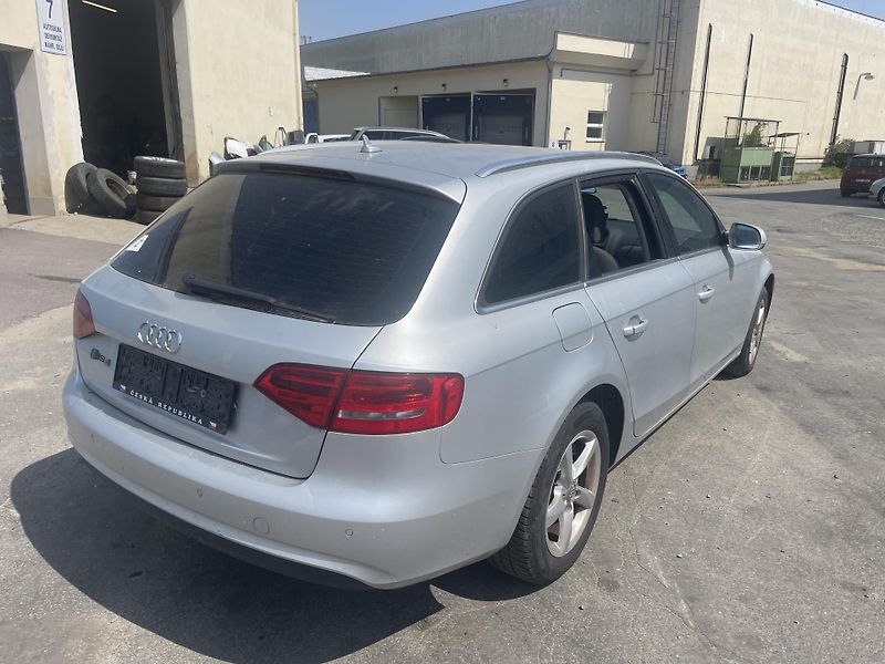 Audi A4 Avant (2012) B8 náhradní díly  - fotka 7 z 12