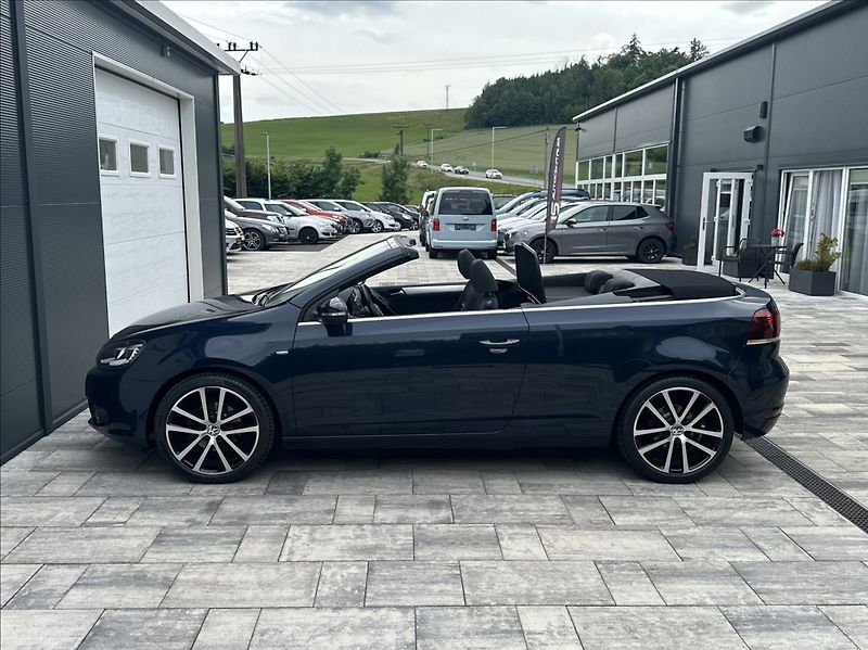 Volkswagen Golf 1,2 TSI 105PS  Cup Cabrio - fotka 12 z 48