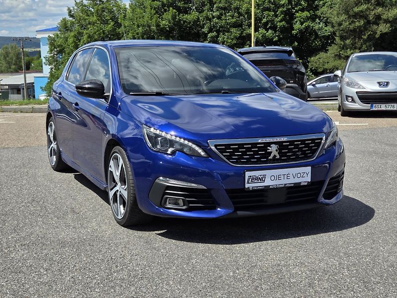 Peugeot 308 (2018) 2.0 BHDi 180 GT EAT8 - fotka 7 z 32