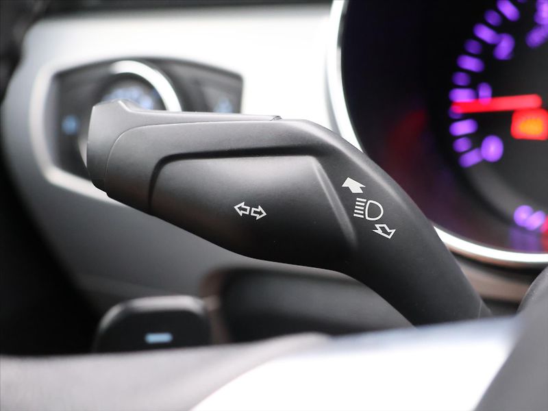 Ford Mustang 5,0 5.0 TI-VCT 324kW V8 GT CZ - fotka 20 z 36