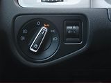 Volkswagen Golf (2016) 1.6 TDI, Tempomat - náhled 16