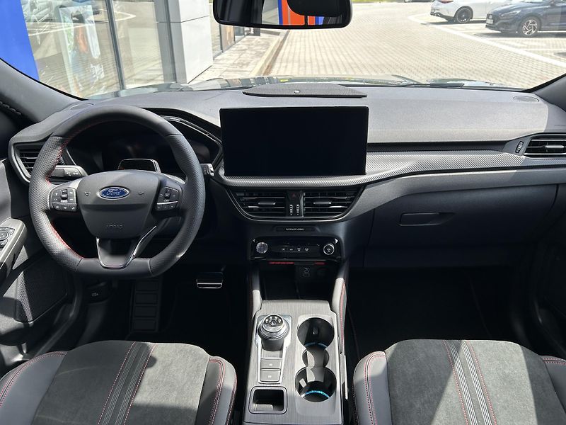 Ford Kuga ST-Line X 2.5 PHEV 178 kW - fotka 15 z 39