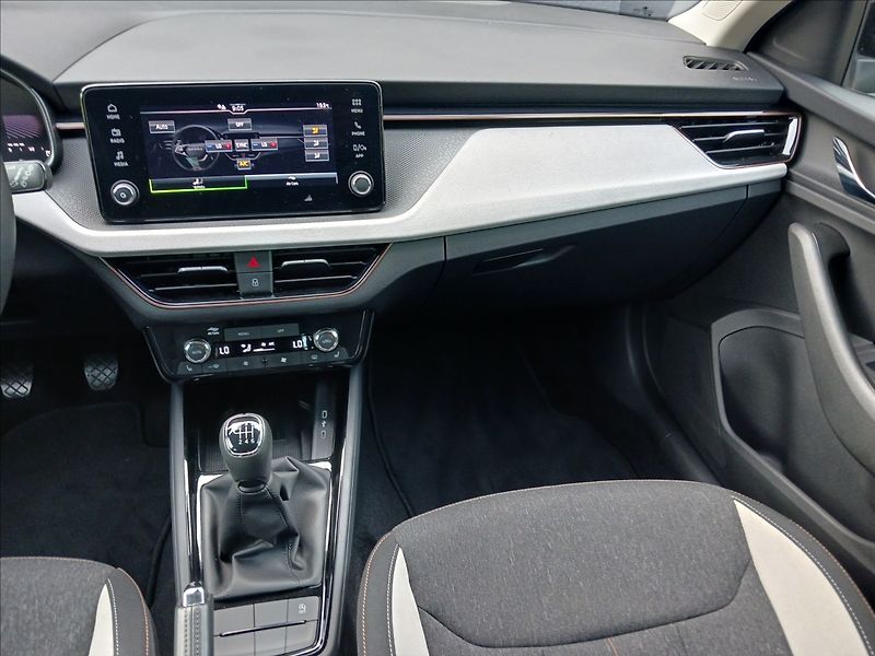 Škoda Scala 1,0 TSI 85Kw TOP SELECTION - fotka 16 z 29
