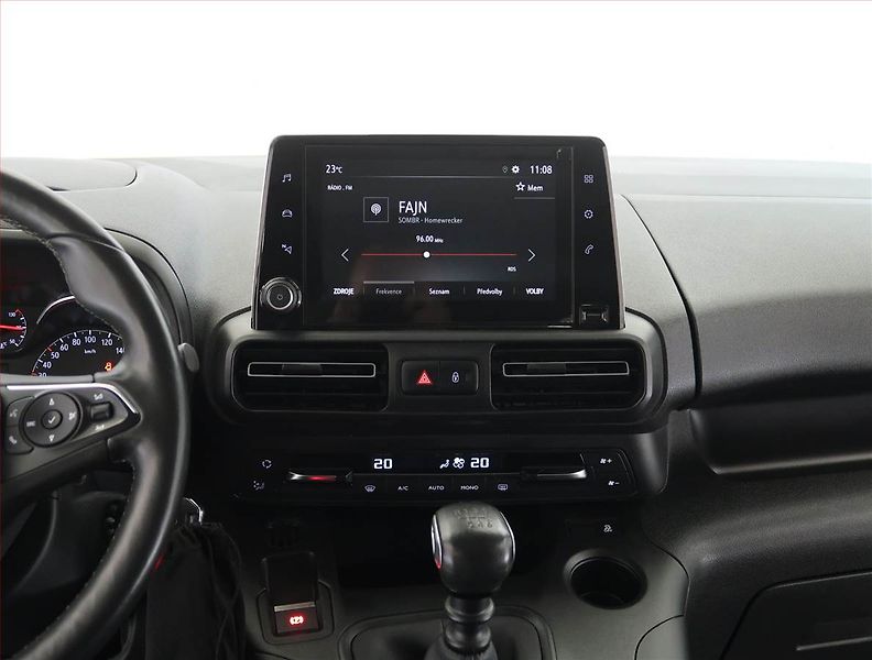 Opel Combo (2019) Enjoy 1.2 Turbo, 7Míst, 1Maj - fotka 12 z 22