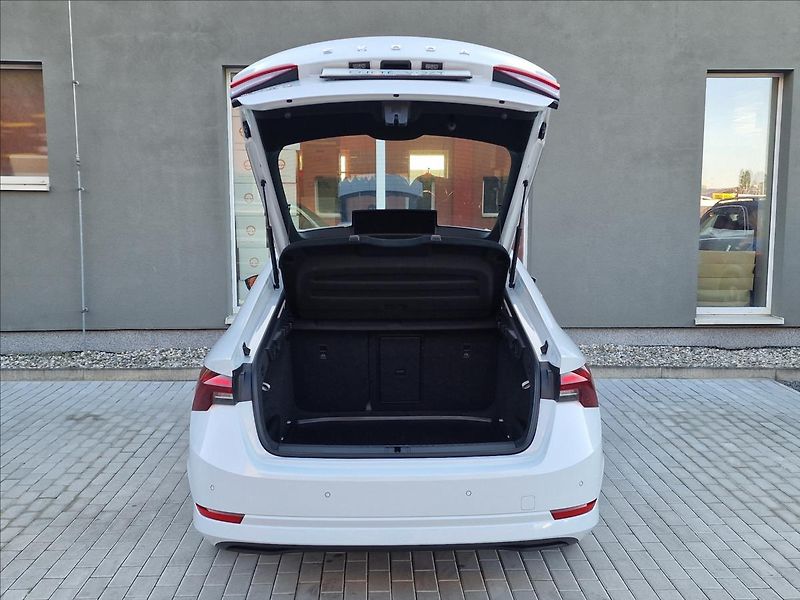 Škoda Octavia 2.0TDI Style, původ ČR,1.Maj. - fotka 40 z 50