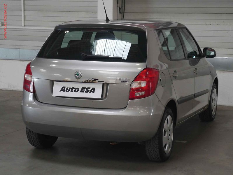 Škoda Fabia (2007) 1.2i, AC, temp, STK8/28 - fotka 6 z 15