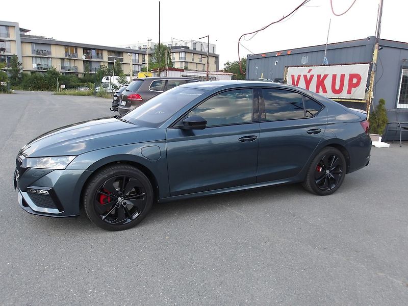 Škoda Octavia 1,4TSi PLUGINHYBRID 1.MAJ. - fotka 5 z 34