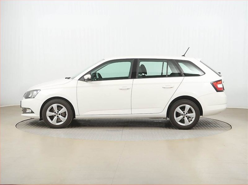 Škoda Fabia (2015) 1.2 TSI, Automat - fotka 3 z 15