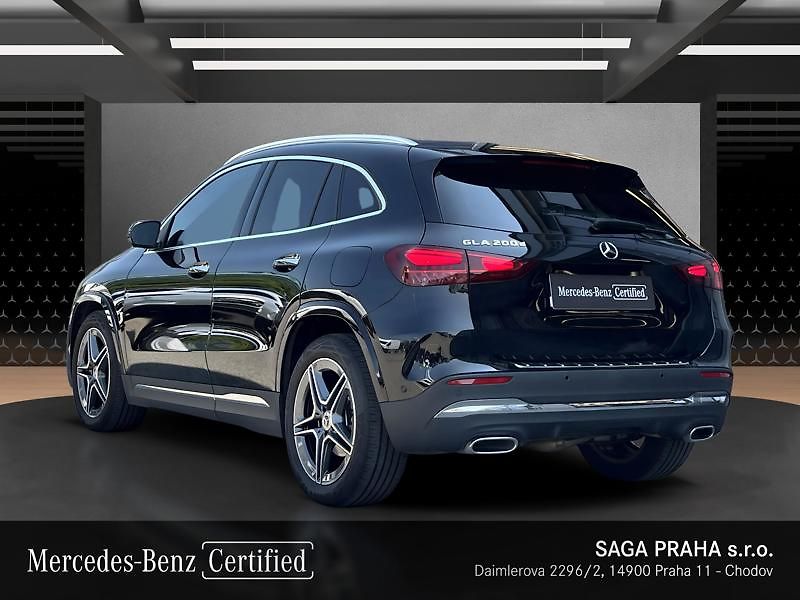 Mercedes-Benz GLA 200 d AMG Style Edition - fotka 7 z 18