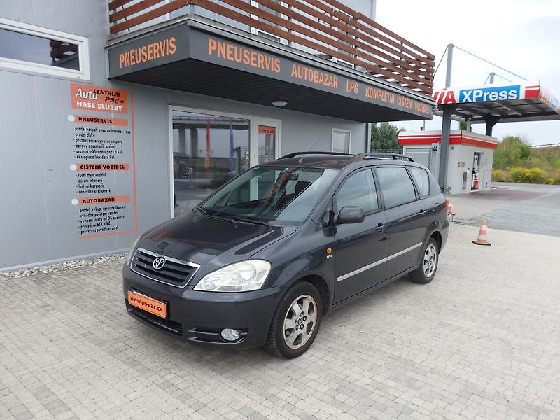 Toyota Avensis Verso 2.0 VVT-i 110 kW ZÁLOHOVÁNO - fotka 1 z 18