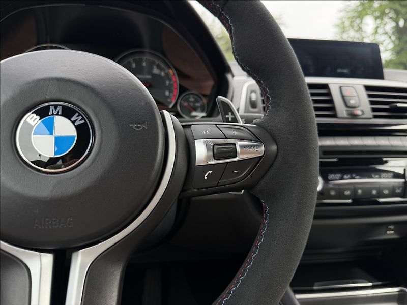 BMW M4 Competition - fotka 13 z 26