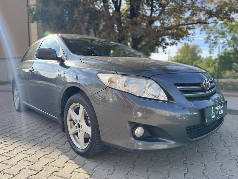 Toyota Corolla 1.6i 16v sedan původ ČR - fotka 8 z 22