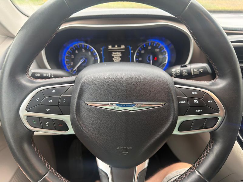 Chrysler Pacifica (2017) 3,6 Pentastar RU 8 míst 2017 - fotka 20 z 20