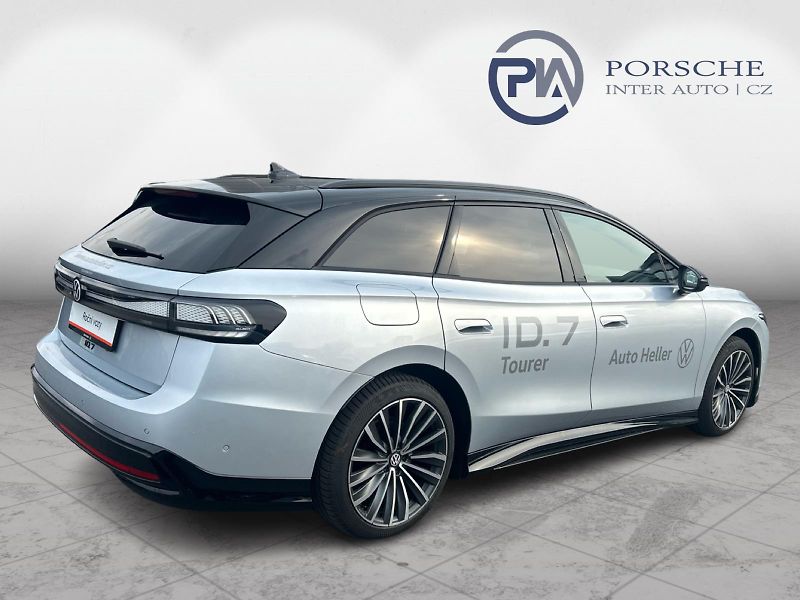 Volkswagen ID.7 Tourer 210  kW, 86 kWh - fotka 2 z 29