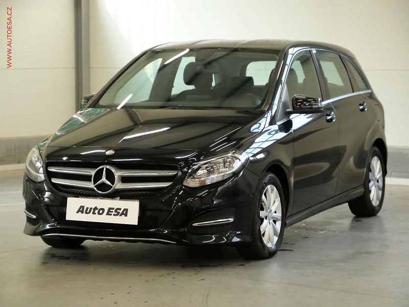 Mercedes-Benz Třídy B (2016) 1.5i, ČR, AC, temp - fotka 3 z 20